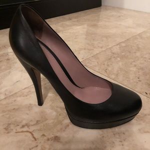 Gucci black leather heels